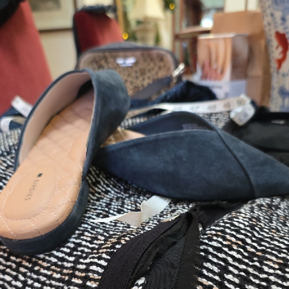 Women's Birdies Black Suede Flats